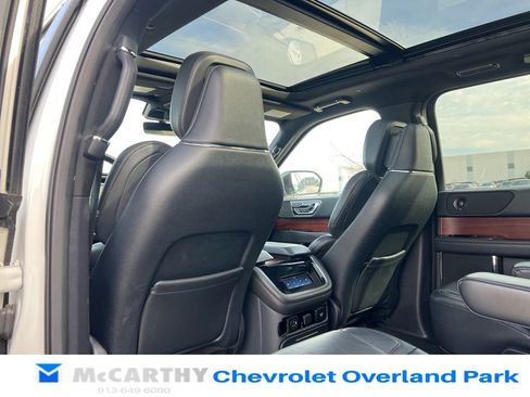 Used 2023 Lincoln Navigator Reserve AWD/4WD image 45