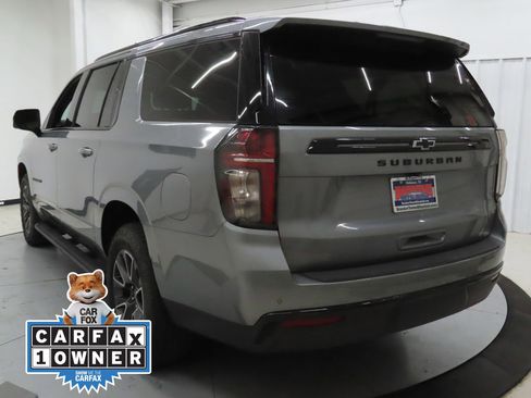 Used 2023 Chevrolet Suburban Z71 w/ Luxury Package image 5