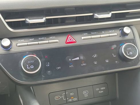 Used 2024 Hyundai Sonata SEL FWD image 19