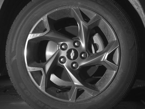 Used 2025 Chevrolet Trax LT FWD image 13