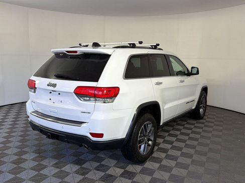 Used 2018 Jeep Grand Cherokee Limited w/ Trailer Tow Group IV AWD/4WD image 4