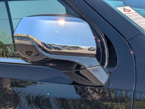 Certified 2025 Chevrolet Tahoe Premier image 12