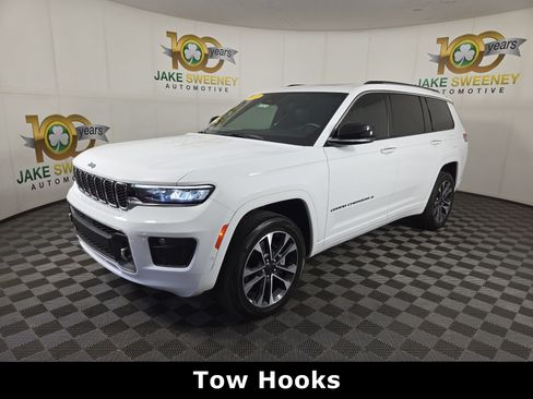 Used 2022 Jeep Grand Cherokee L Overland w/ Luxury Tech Group IV AWD/4WD image 3