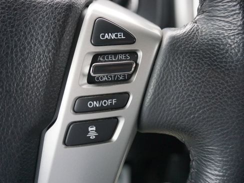 Used 2021 Nissan Titan SV w/ SV Convenience Package image 29