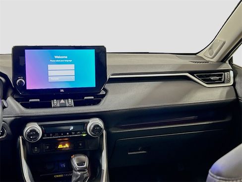 Used 2024 Toyota RAV4 Limited image 22