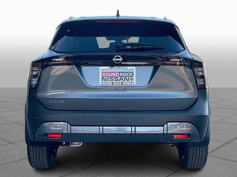 New 2026 Nissan Kicks SV image 4