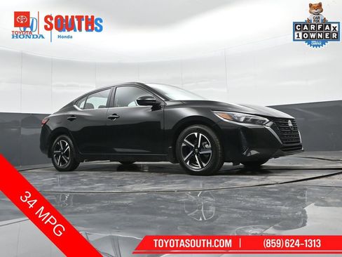 Used 2025 Nissan Sentra SV FWD image 39