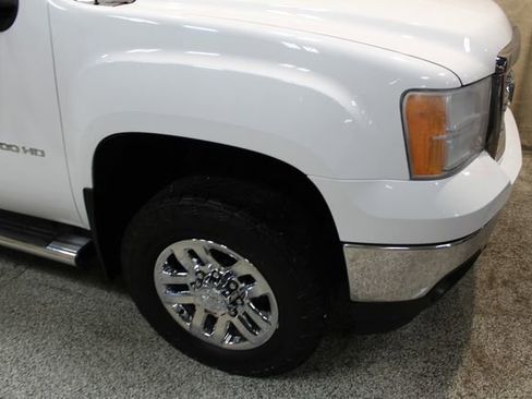 Used 2013 GMC Sierra 2500 SLT w/ SLT Convenience Package image 10