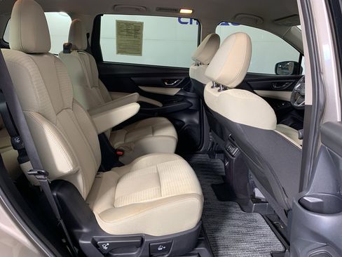 Used 2019 Subaru Ascent Premium AWD/4WD image 39
