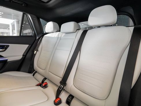 New 2026 Mercedes-Benz GLC 300 4MATIC image 30