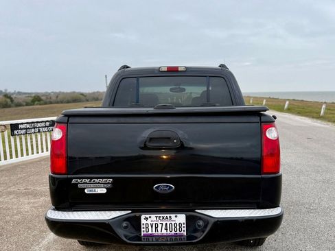 Used 2005 Ford Explorer Sport Trac XLT image 6