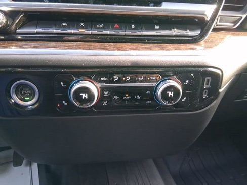 Used 2022 GMC Sierra 1500 SLE image 20