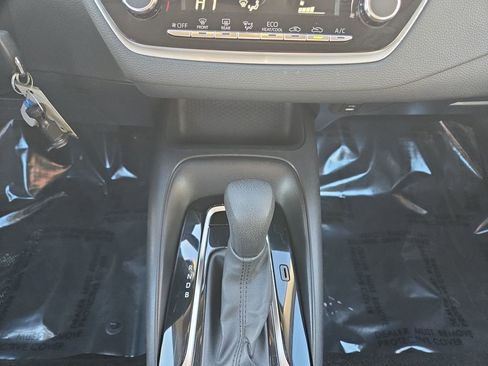 Used 2024 Toyota Corolla LE image 11