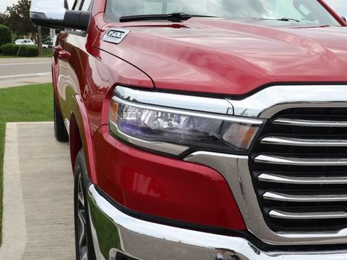 Used 2026 RAM 1500 Laramie AWD/4WD image 5