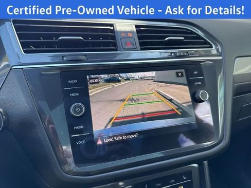 Certified 2023 Volkswagen Tiguan SE R-Line image 13