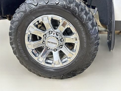 Used 2019 Chevrolet Silverado 2500 LTZ w/ Duramax Plus Package AWD/4WD image 27