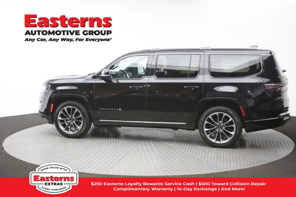 Used 2024 Jeep Wagoneer Series III w/ Premium Group I AWD/4WD image 69
