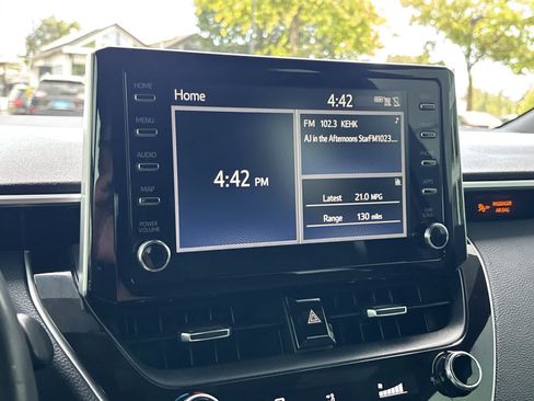 Used 2019 Toyota Corolla SE FWD image 16