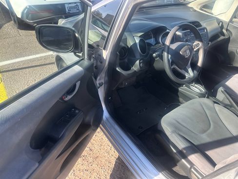 Used 2013 Honda Fit image 7