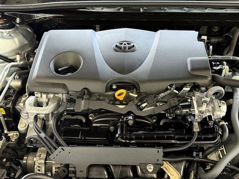 Used 2023 Toyota Camry SE image 32
