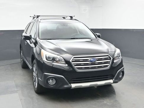 Used 2017 Subaru Outback 2.5i Touring w/ Popular Package #5A image 2
