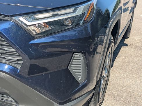 Used 2024 Toyota RAV4 XLE FWD image 9
