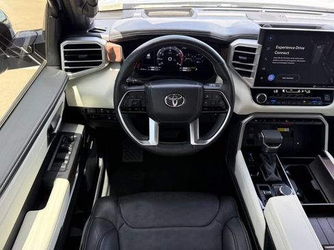 Used 2024 Toyota Sequoia Capstone AWD/4WD image 23