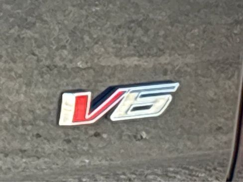 Used 2021 Chevrolet Colorado W/T w/ Custom Special Edition image 24