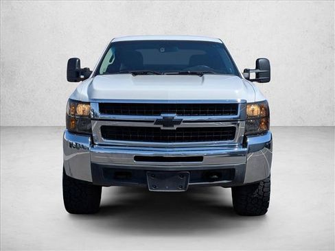 Used 2008 Chevrolet Silverado 2500 W/T AWD/4WD image 2