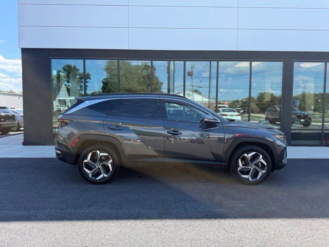 Used 2024 Hyundai Tucson Limited AWD/4WD image 2