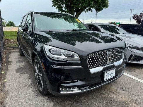 Used 2024 Lincoln Aviator Reserve w/ Equipment Group 201A AWD/4WD image 4