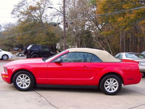 Used 2007 Ford Mustang Premium image 5