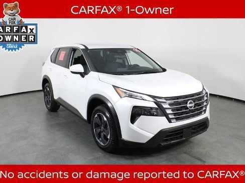 Certified 2025 Nissan Rogue SV AWD/4WD image 5