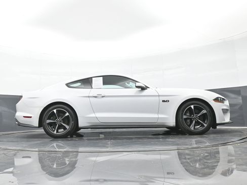 Used 2018 Ford Mustang GT image 42