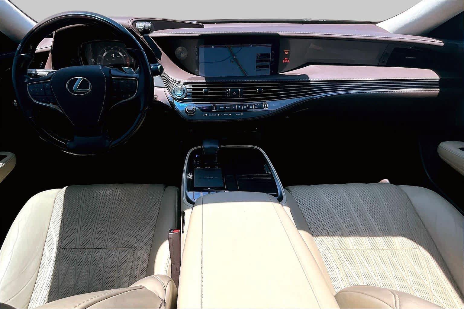 Used 2018 Lexus LS 500 w/ Luxury Package RWD image 14