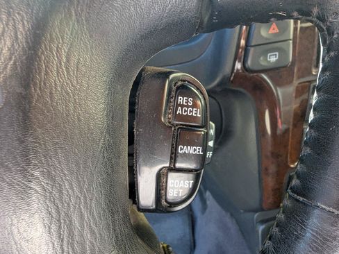 Used 2001 Nissan Pathfinder LE AWD/4WD image 15