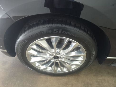 Used 2023 Ford Edge Titanium w/ Equipment Group 301A AWD/4WD image 18