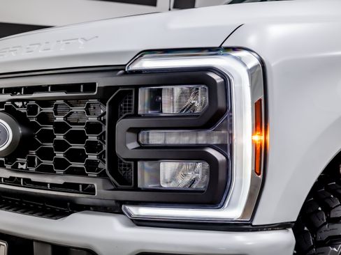 Used 2024 Ford F250 XLT w/ XLT Premium Package AWD/4WD image 21