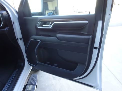 Certified 2024 Chevrolet Silverado 2500 LT AWD/4WD image 29
