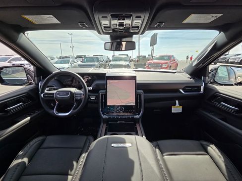 New 2026 GMC Yukon XL Denali w/ Sun & Power Step Package AWD/4WD image 28