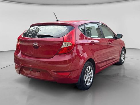 Used 2013 Hyundai Accent GS FWD image 5