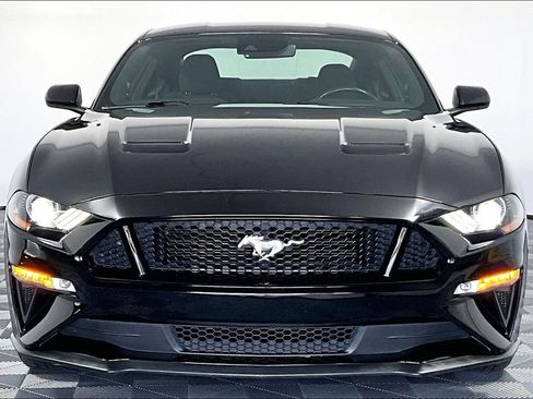 Used 2023 Ford Mustang GT RWD image 3