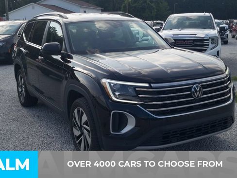 Used 2024 Volkswagen Atlas SE AWD/4WD image 2