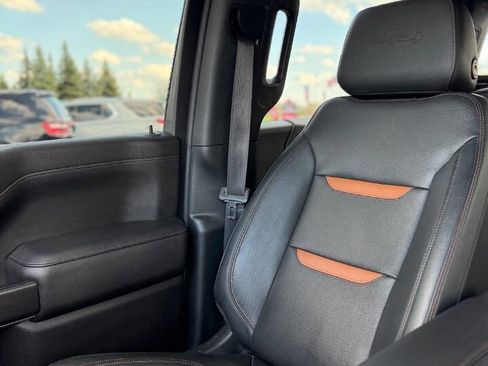 Used 2019 GMC Sierra 1500 AT4 w/ AT4 Premium Package AWD/4WD image 15