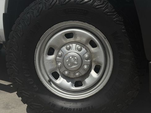 Used 2022 RAM 2500 Tradesman AWD/4WD image 10