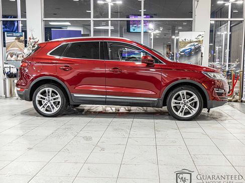 Used 2018 Lincoln MKC Reserve w/ Lincoln MKC Climate Package image 9
