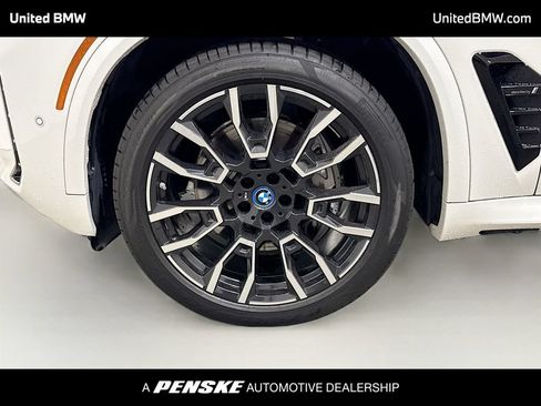 Used 2024 BMW X5 xDrive50e w/ M Sport Package AWD/4WD image 2