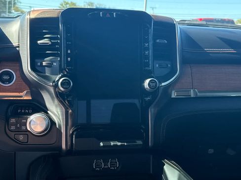 Used 2024 RAM 1500 Limited w/ Body Color Bumper Group image 17