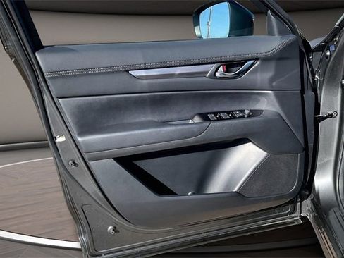 Used 2025 MAZDA CX-5 AWD 2.5 S w/ Preferred Package image 21