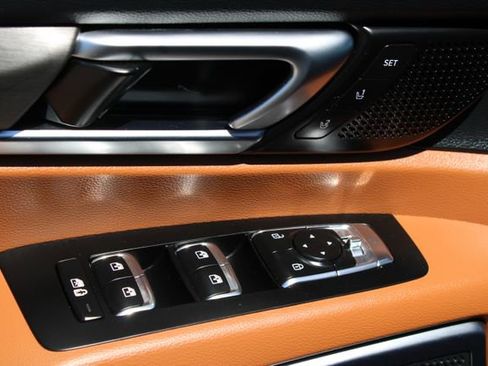 Used 2025 Kia Telluride SX Prestige X-Line image 11